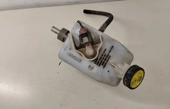 Ford Transit Master brake cylinder