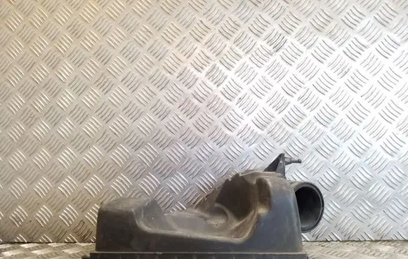 Opel Zafira A Air filter box cover 