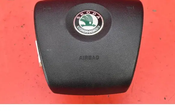 Skoda Octavia Mk2 (1Z) Steering wheel airbag 1Z0880201N