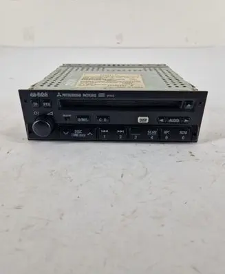 Mitsubishi Pajero Radio/CD/DVD/GPS head unit MR337279