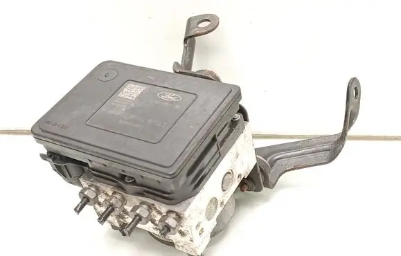 Ford Fiesta ABS Pump D1B12C405AD D1B12C013BB