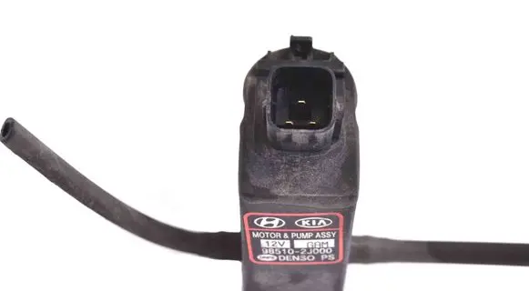 Hyundai Santa Fe Windscreen/windshield washer pump 985102J000