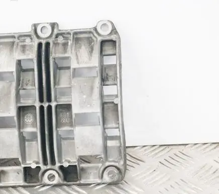 BMW 5 E39 Other engine bay part 2247206