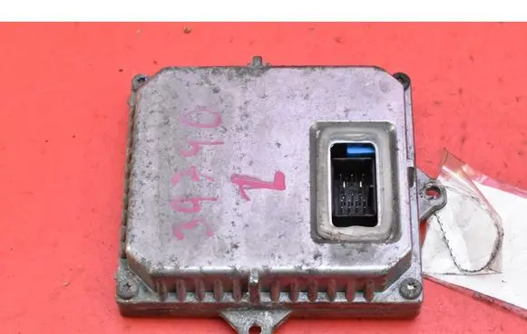 Skoda Octavia Mk1 (1U) Voltage converter/converter module 1307329069