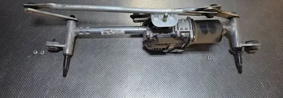 Seat Alhambra (Mk2) Front wiper linkage and motor 7N1955023B