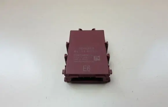 Suzuki Swace Gateway control module 8911102030