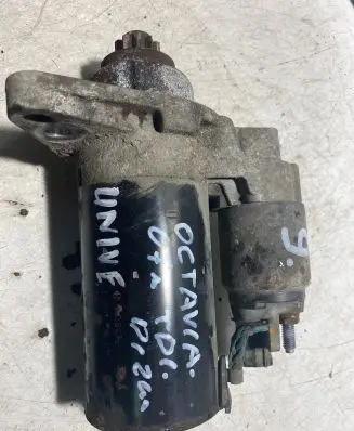 Skoda Octavia Mk2 (1Z) Starter motor 0001123012