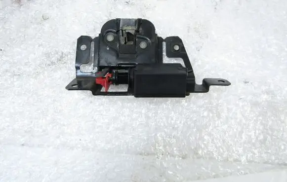 BMW 3 E36 Tailgate/trunk/boot lock/catch/latch 
