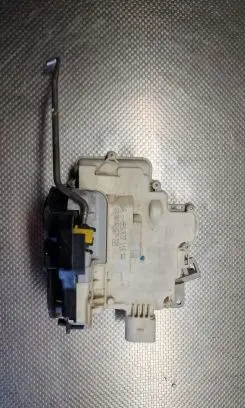 Audi A4 S4 B7 8E 8H Front door lock 8E1837016AA