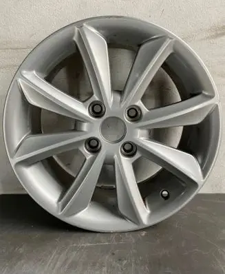 Ford Fiesta R16 alloy rim 