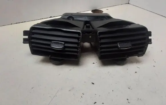 Mercedes-Benz A W168 Dash center air vent grill 1688300054
