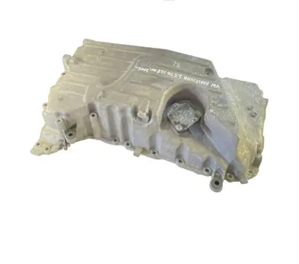 Volkswagen Multivan T5 Oil sump 070103603L