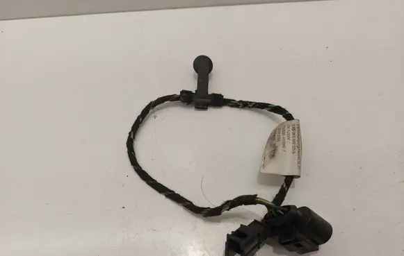 Volkswagen Caddy Tailgate/trunk wiring harness 2K0972175B
