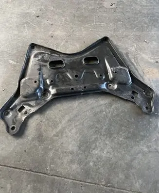 Mercedes-Benz E A207 Engine splash shield/under tray A2076260111 2076260111