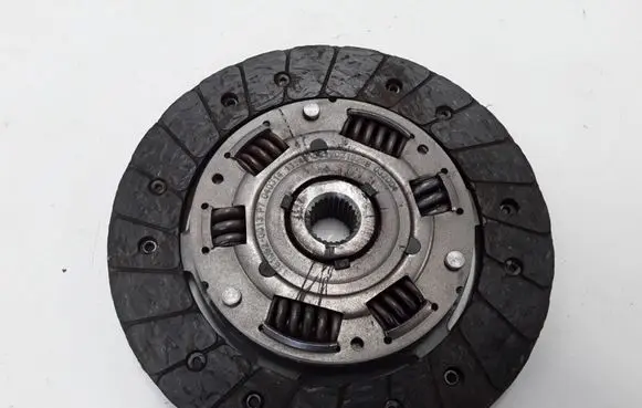 Renault Kangoo I Clutch pressure plate 8200335084