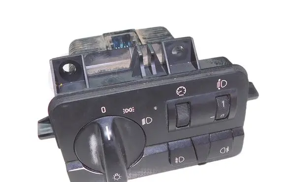 BMW 3 E46 Day light relay 172094
