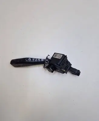 Volkswagen Golf V Indicator stalk ANP80H013C 5ED0375A