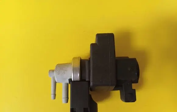 Renault Laguna II Turbo solenoid valve 8200270451 72190356