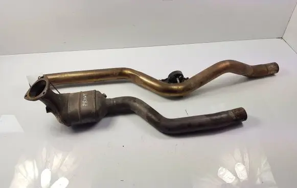 Maserati GranTurismo Rear muffler/silencer tail pipe 228237 3710 E1045190