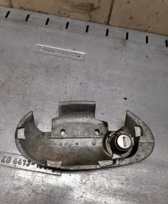 Opel Meriva A Front door lock (next to the handle) GM770