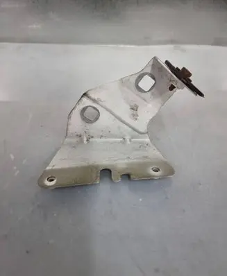 Renault Trafic III (X82) Fender mounting bracket 52045r