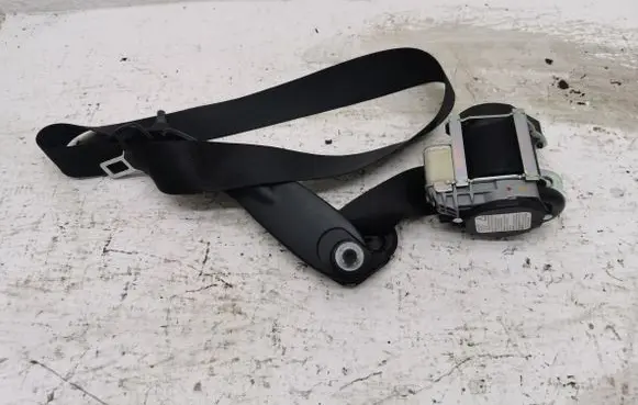 Mercedes-Benz A W169 Seat belt trim 607718200
