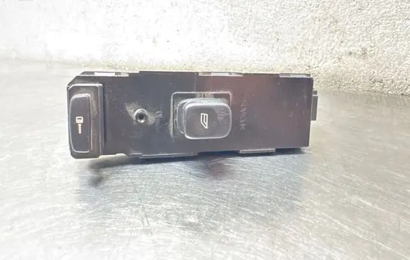 Volvo S60 Electric window control switch 30739981