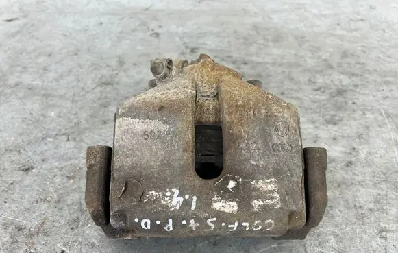 Volkswagen Golf Plus Front brake caliper