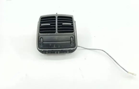 Rear air vent grill