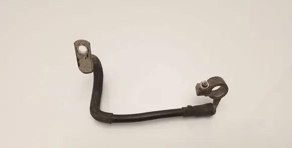 Volkswagen Touran I Negative earth cable (battery)