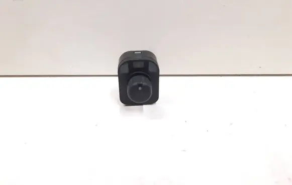Audi A3 S3 8P Wing mirror switch 8E0959565