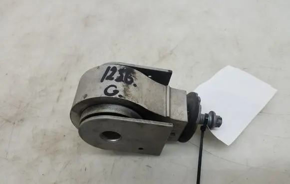 Mercedes-Benz GLK (X204) Rear differential mounting bracket A2043500215