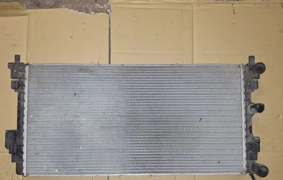 Coolant radiator