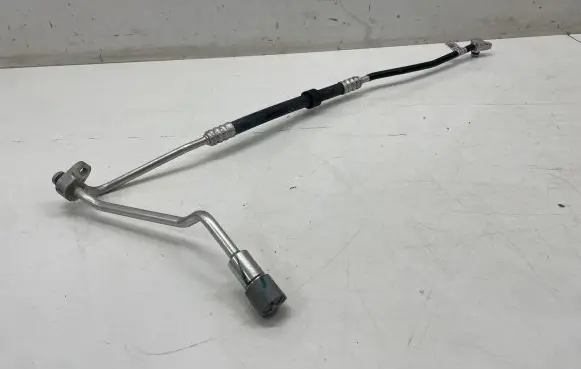 Audi A4 S4 B9 8W Air conditioning (A/C) pipe/hose 8W2816720