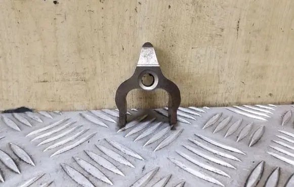 Fuel Injector clamp holder