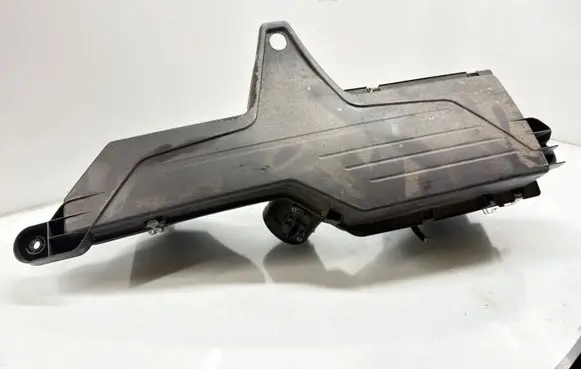 BMW 3 F30 F35 F31 Air filter box 70519058