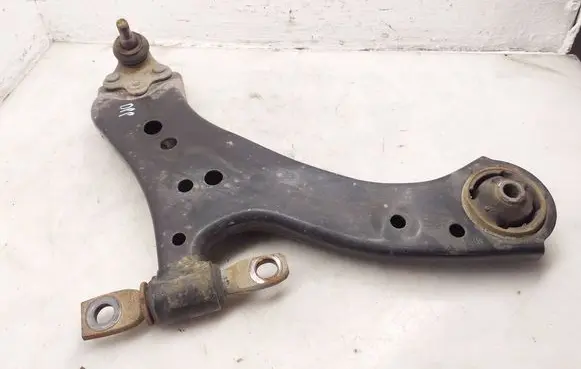 Toyota RAV 4 (XA50) Front lower control arm/wishbone