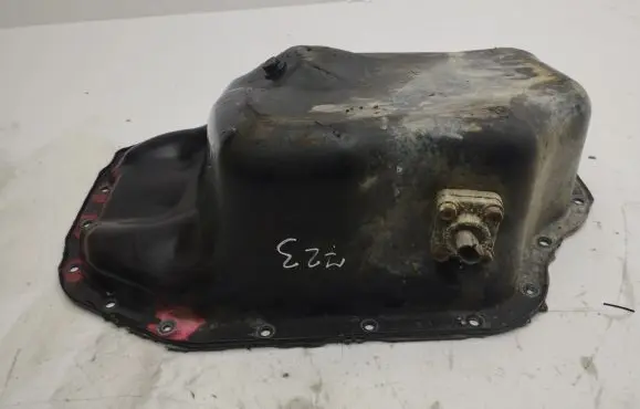 Toyota Corolla Verso AR10 Oil sump