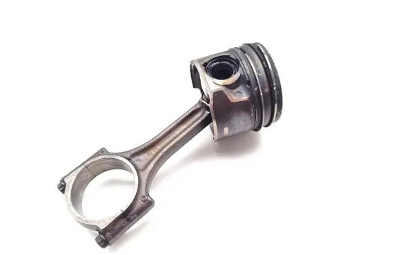 Peugeot 2008 II Piston with connecting rod YHY DV5RD