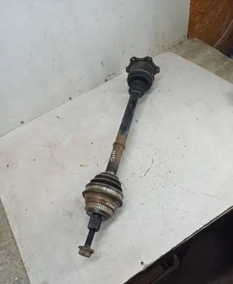 Audi A6 S6 C4 4A Front driveshaft