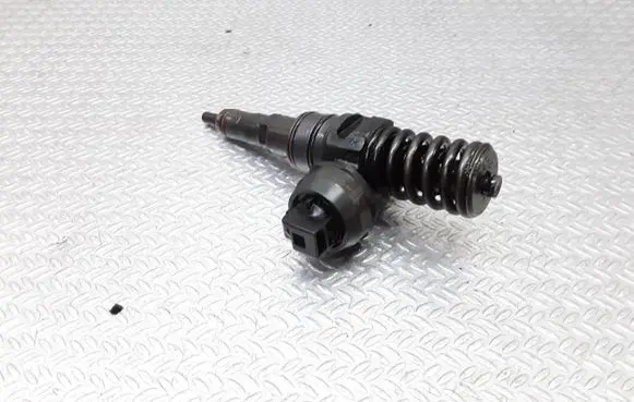 Audi A3 S3 8L Fuel injector 038130073AQ