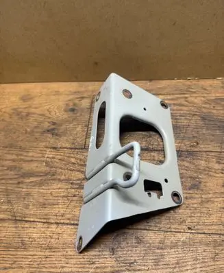 Peugeot 3008 II Seat back rest lock catch 105040