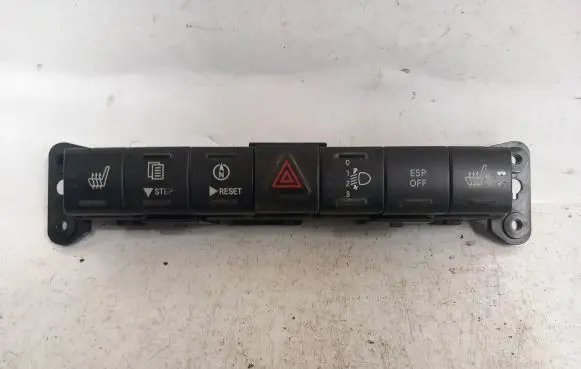 Chrysler Sebring (JS) Other switches/knobs/shifts P04602818AB 4602079561