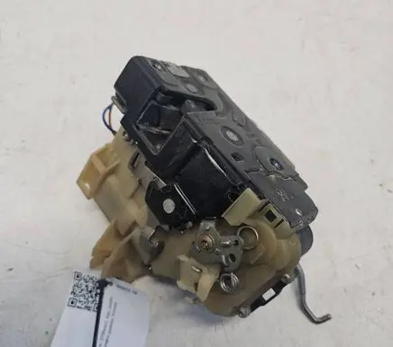Audi A6 S6 C5 4B Front door lock 4B1837015C