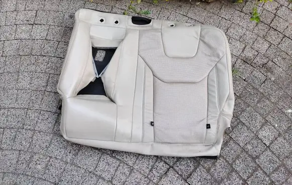 Ford Edge II Second row seats FT4B466601EM