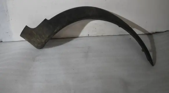 Volvo XC70 Front arch trim 09190878 8620130