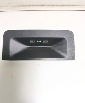 USB socket connector