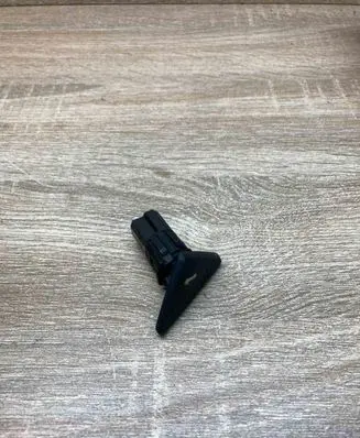 Tailgate opening switch