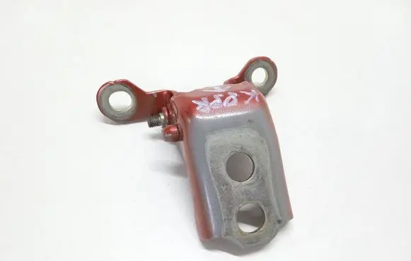 Renault Kadjar Front door upper hinge 8942R6411R