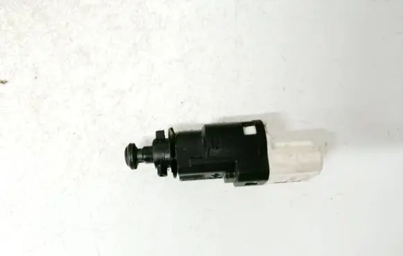 Renault Clio III Brake pedal sensor switch 8200276361b